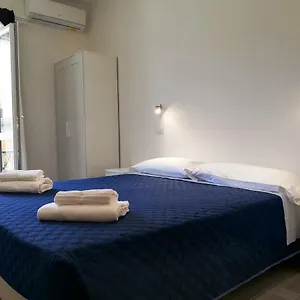 2* Pensión Domo Centro